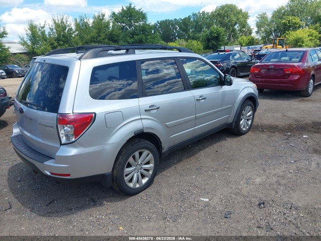 Продаж на аукціоні авто 2011 Subaru Forester 2.5x Premium, vin: JF2SHADC7BG783518, номер лоту: 45436378