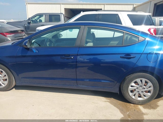 Hyundai ELANTRA SE 2020 5NPD74LF6LH601697 Image 14
