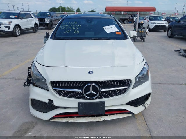 WDDSJ4EB8JN583967 Mercedes-Benz CLA 250