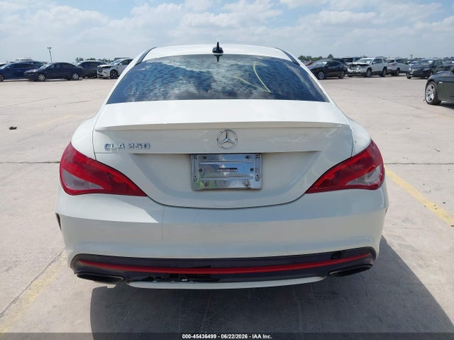WDDSJ4EB8JN583967 Mercedes-Benz CLA 250