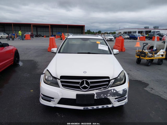 Продаж на аукціоні авто 2014 Mercedes-benz C 250 Sport, vin: WDDGF4HB1EG221802, номер лоту: 45436534