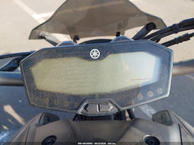 Yamaha MT07 2019 JYARM27E9KA005568 Image 7