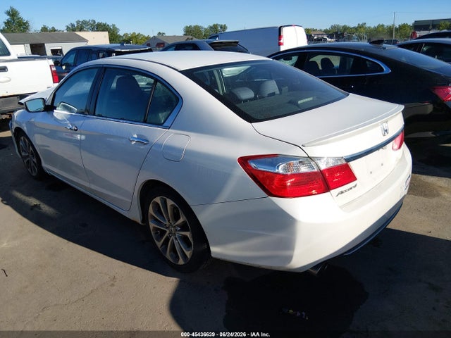 Auction sale of the 2015 Honda Accord Sport, vin: 1HGCR2F50FA159610, lot number: 45436639
