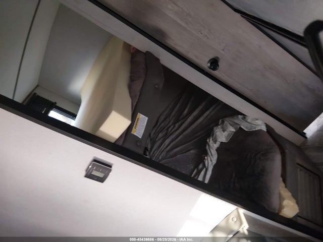 Keystone Rv Springdale 2021 4YDT26022MG110716 Image 8
