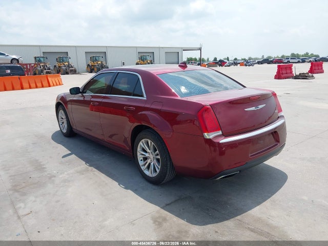 Продажа на аукционе авто 2018 Chrysler 300 Touring L, vin: 2C3CCAAG7JH130171, номер лота: 45436726