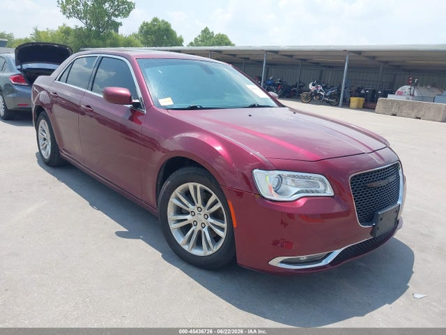Продажа на аукционе авто 2018 Chrysler 300 Touring L, vin: 2C3CCAAG7JH130171, номер лота: 45436726