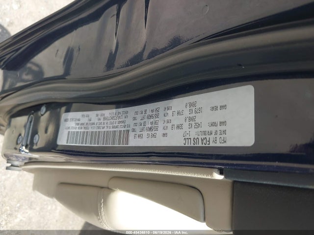 1C4RJFCG8HC772496 Jeep Grand Cherokee Overland 4x4