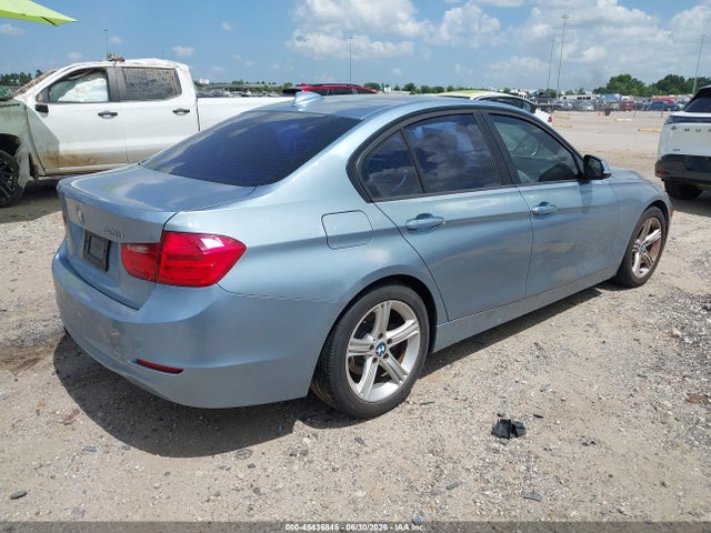 2012 Bmw 328i მანქანა იყიდება აუქციონზე, vin: WBA3A5C53CF344595, აუქციონის ნომერი: 45436845