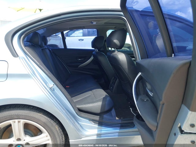 2012 Bmw 328i მანქანა იყიდება აუქციონზე, vin: WBA3A5C53CF344595, აუქციონის ნომერი: 45436845