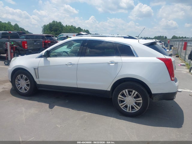 45436888 :رقم المزاد ، 3GYFNBE35FS587057 vin ، 2015 Cadillac Srx Luxury Collection مزاد بيع