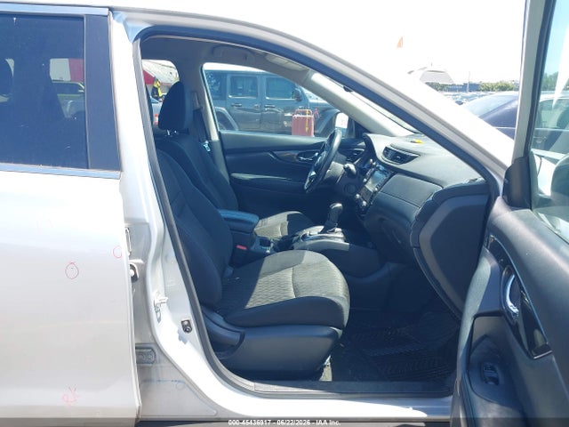 Nissan ROGUE SV 2017 5N1AT2MM1HC757273 Image 5