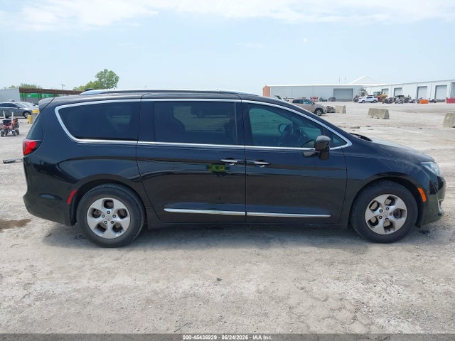 Aukcja sprzedaży 2017 Chrysler Pacifica Touring-l Plus, vin: 2C4RC1EG6HR644498, numer aukcji: 45436929