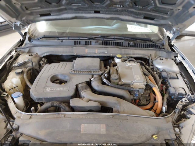 3FA6P0LU0LR263426 Ford Fusion Hybrid Se
