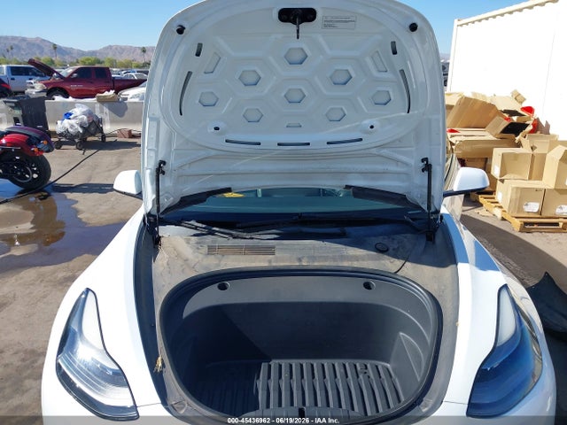 Tesla Model 3 Long Range Dual Motor All-wheel Drive 2022 5YJ3E1EB4NF187024 Image 10