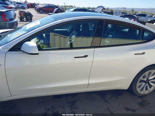5YJ3E1EB4NF187024 Tesla Model 3 Long Range Dual Motor All-wheel Drive