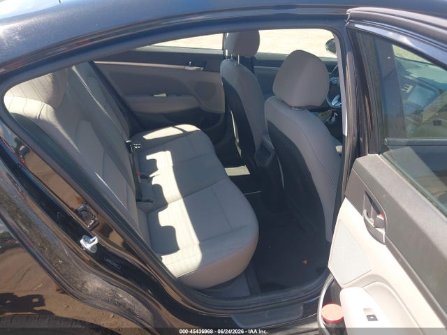 Hyundai Elantra Value Edition 2019 5NPD84LF7KH487897 Image 8