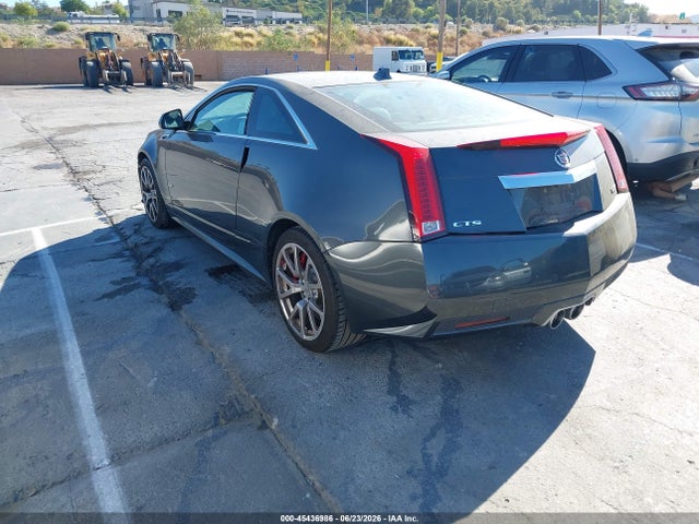 Cadillac CTS-V 2015 1G6DV1EPXF0100441 Image 3