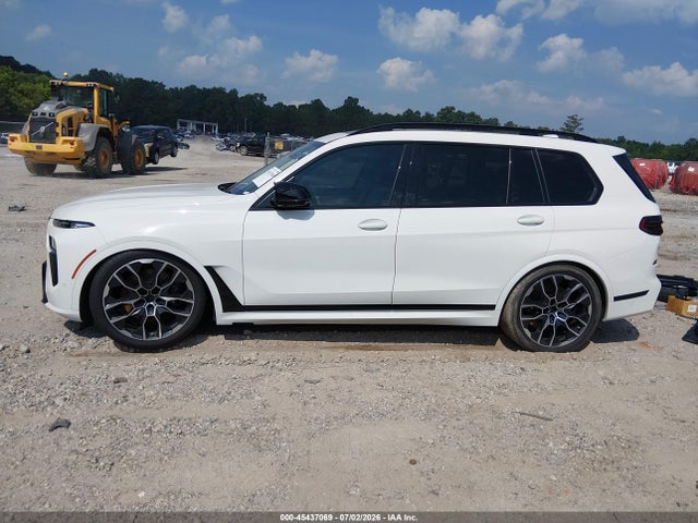 BMW X7 M60i 2023 5UX33EM04P9P47469 Image 15