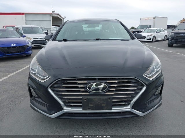 Hyundai SONATA ECO 2018 5NPE24AA5JH679914 Image 13