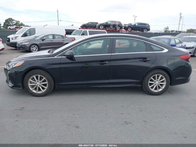 Hyundai SONATA ECO 2018 5NPE24AA5JH679914 Image 15