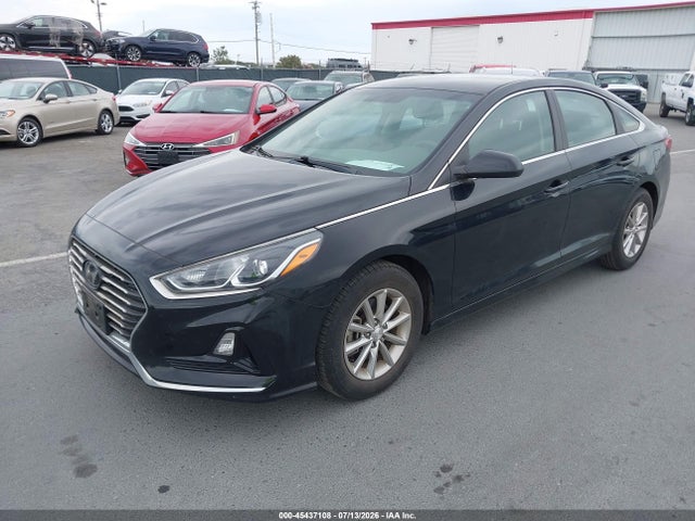 Hyundai SONATA ECO 2018 5NPE24AA5JH679914 Image 2