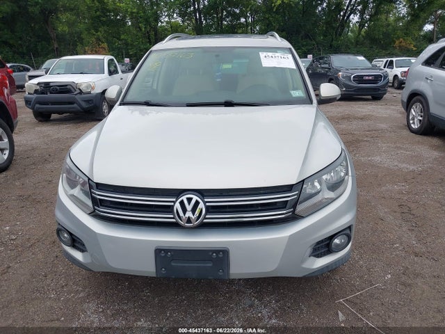 2015 Volkswagen Tiguan Se მანქანა იყიდება აუქციონზე, vin: WVGAV7AX3FW510645, აუქციონის ნომერი: 45437163