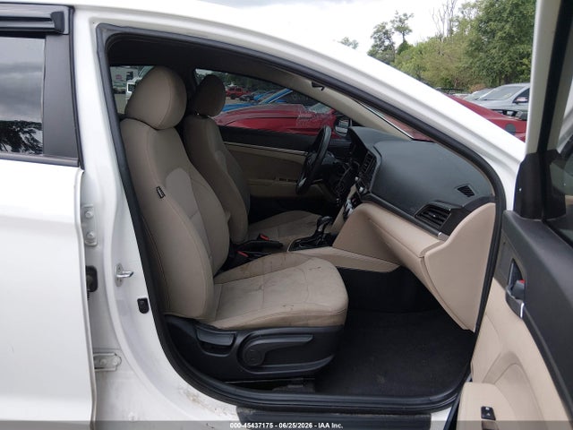 Продаж на аукціоні авто 2019 Hyundai Elantra Se, vin: 5NPD74LFXKH486228, номер лоту: 45437175