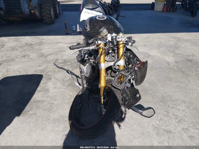 Triumph Motorcycle Daytona 675r Abs 2015 SMTA02YK4FJ685002 Image 5
