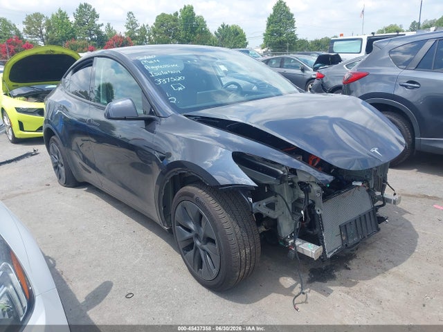 Продажа на аукционе авто 2025 Tesla Model Y Long Range Dual Motor All-wheel Drive, vin: 7SAYGDEE1SA337520, номер лота: 45437358