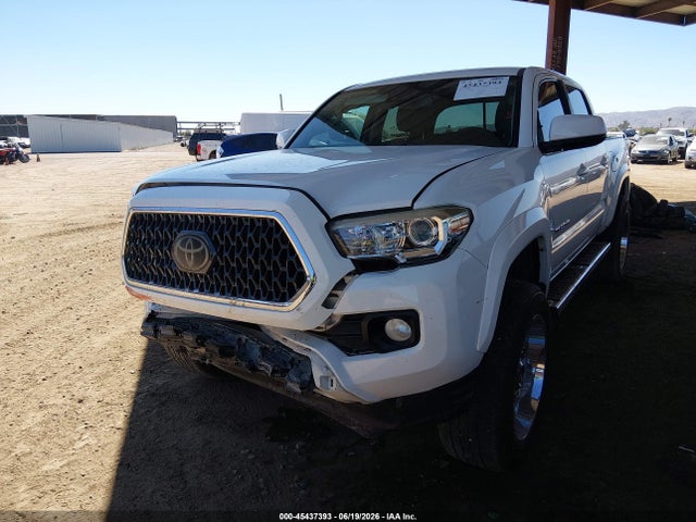 3TMAZ5CN8JM060525 Toyota Tacoma Sr5 V6