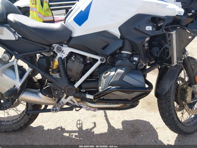BMW R 1250 GS 2021 WB10M0307M6E33205 Image 8