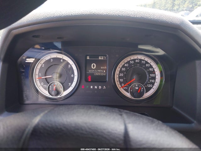 2018 Ram 1500 Tradesman  4x4 6'4 Box მანქანა იყიდება აუქციონზე, vin: 1C6RR7FG4JS326116, აუქციონის ნომერი: 45437485