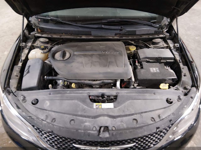 Продаж на аукціоні авто 2015 Chrysler 200 C, vin: 1C3CCCEGXFN664883, номер лоту: 45437558