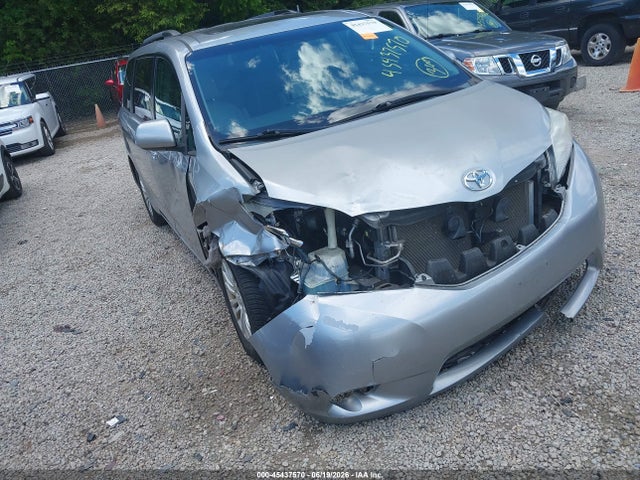 Aukcja sprzedaży 2015 Toyota Sienna Xle 8 Passenger, vin: 5TDYK3DC3FS593720, numer aukcji: 45437570