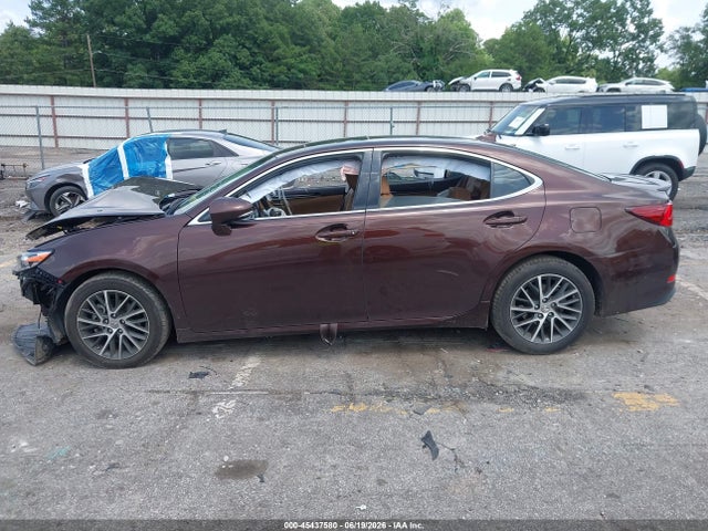 45437580 :رقم المزاد ، 58ABK1GG5HU051398 vin ، 2017 Lexus Es 350 مزاد بيع