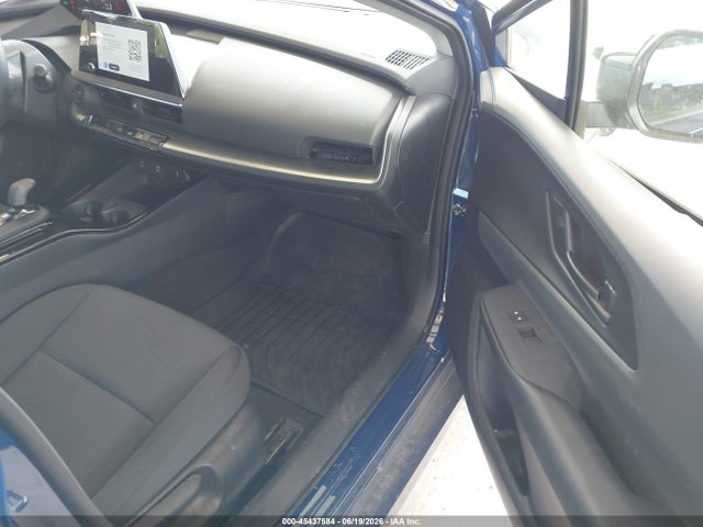 Toyota Prius Le Awd-e 2024 JTDADABU1R3021935 Image 5