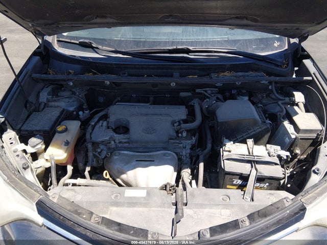 Toyota RAV4 LE 2018 2T3ZFREV8JW458607 Image 10