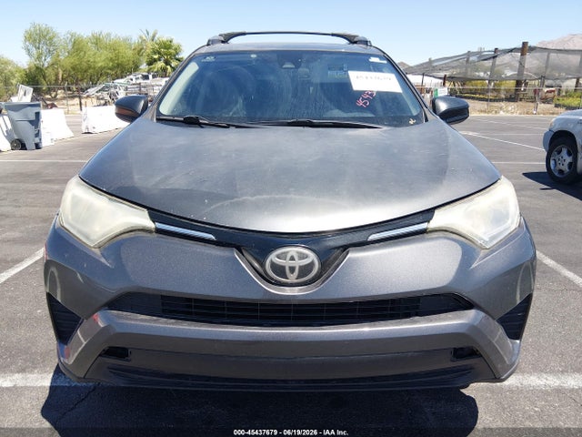 Toyota RAV4 LE 2018 2T3ZFREV8JW458607 Image 12