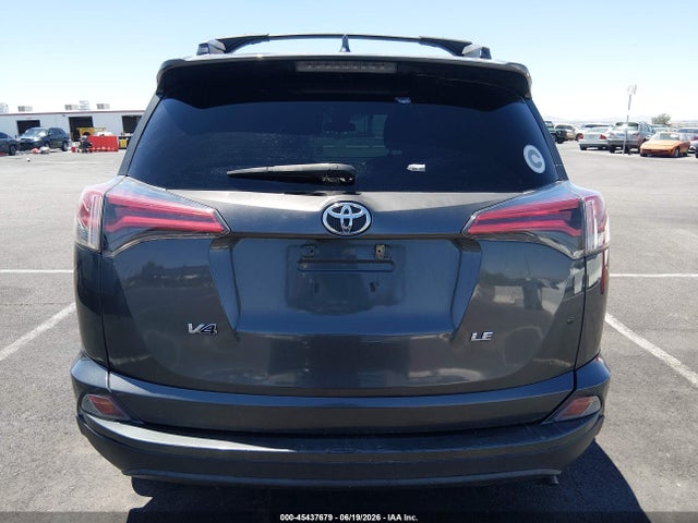 Toyota RAV4 LE 2018 2T3ZFREV8JW458607 Image 16