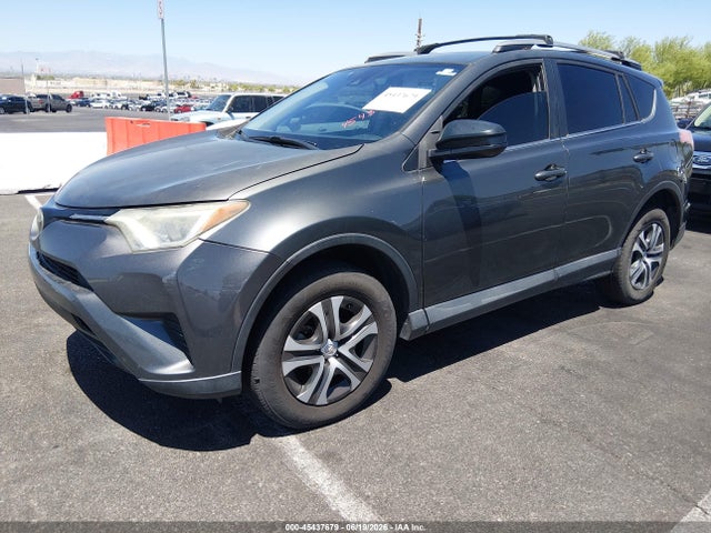 Toyota RAV4 LE 2018 2T3ZFREV8JW458607 Image 2