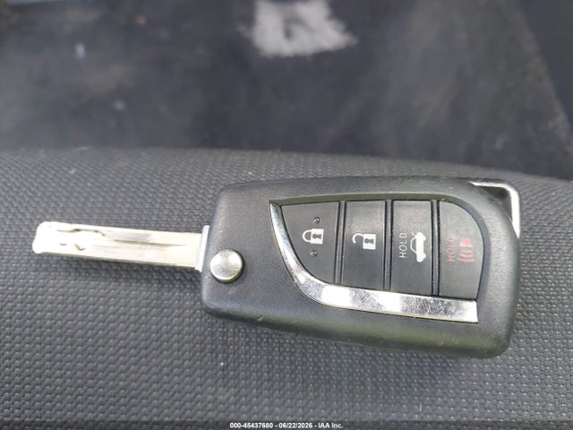 Продажа на аукционе авто 2022 Toyota Corolla Le, vin: 5YFEPMAE0NP338739, номер лота: 45437680