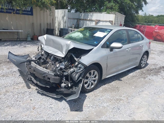 Продажа на аукционе авто 2022 Toyota Corolla Le, vin: 5YFEPMAE0NP338739, номер лота: 45437680