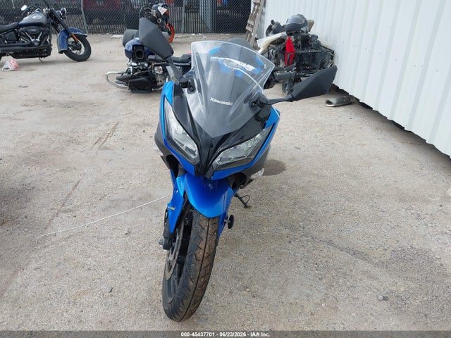 Kawasaki Ex300 B 2017 JKAEX8B18HDA33819 Image 5