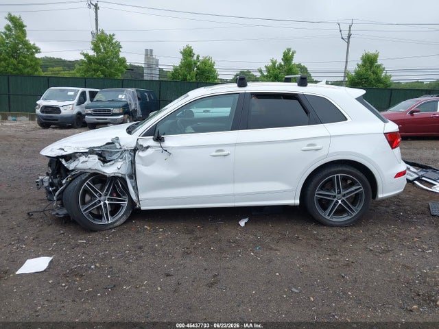 45437703 :رقم المزاد ، WA1A4AFY6L2015746 vin ، 2020 Audi Sq5 Premium Tfsi Quattro Tiptronic مزاد بيع
