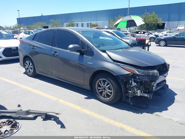 2018 JTDKARFPXJ3089767 main image