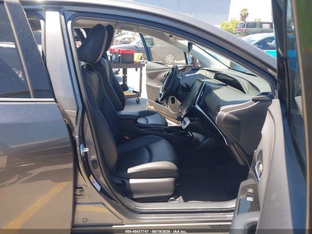 JTDKARFPXJ3089767 Toyota Prius Prime Premium