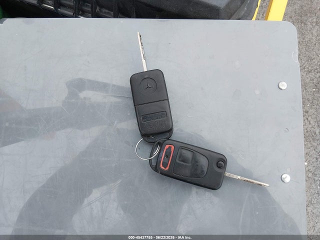 45437755 :رقم المزاد ، WDBKK65F93F282979 vin ، 2003 Mercedes-benz Slk 320 مزاد بيع