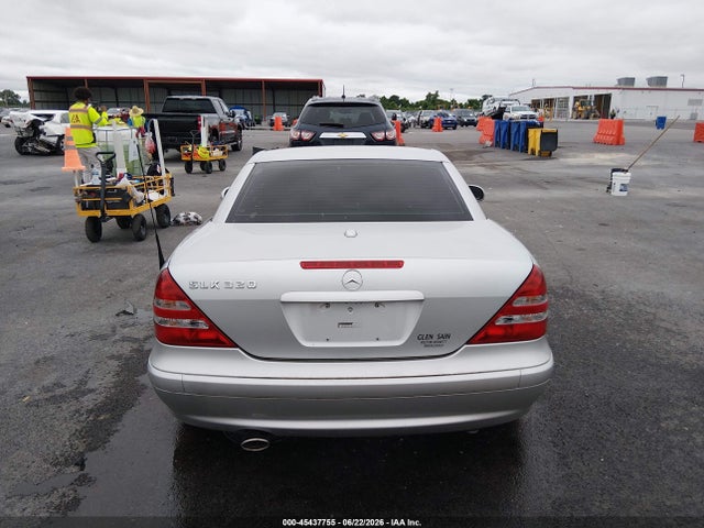 45437755 :رقم المزاد ، WDBKK65F93F282979 vin ، 2003 Mercedes-benz Slk 320 مزاد بيع