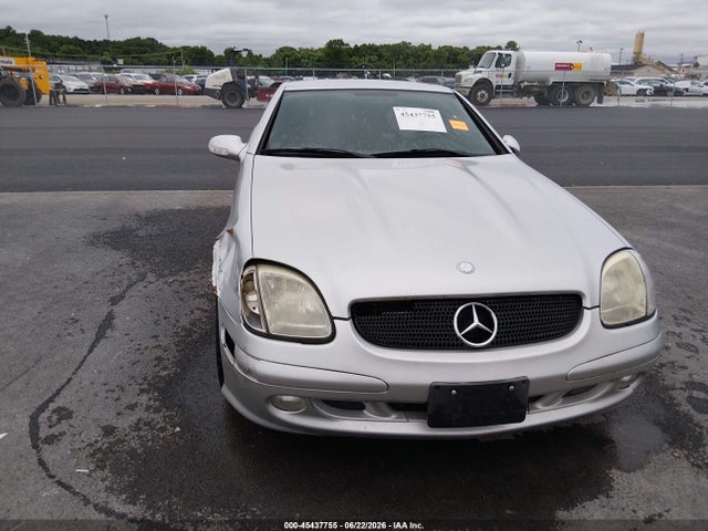45437755 :رقم المزاد ، WDBKK65F93F282979 vin ، 2003 Mercedes-benz Slk 320 مزاد بيع