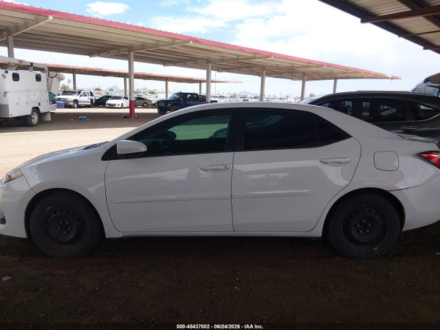 Toyota COROLLA LE 2018 2T1BURHE3JC034068 Image 14